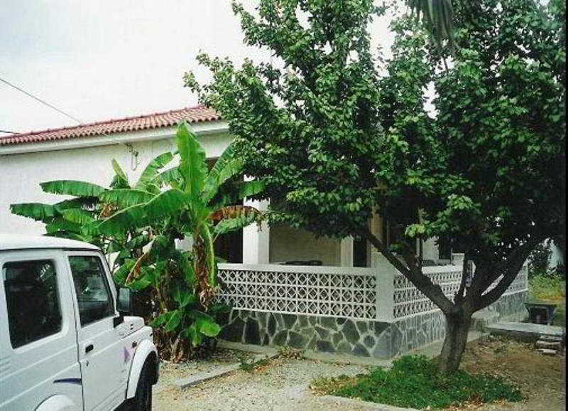 Kerveli Luxury Villa Exteriör bild
