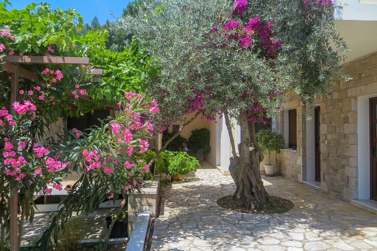 Kerveli Luxury Villa Exteriör bild