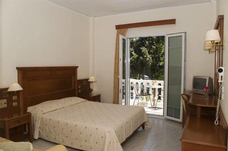 Kerveli Luxury Villa Exteriör bild